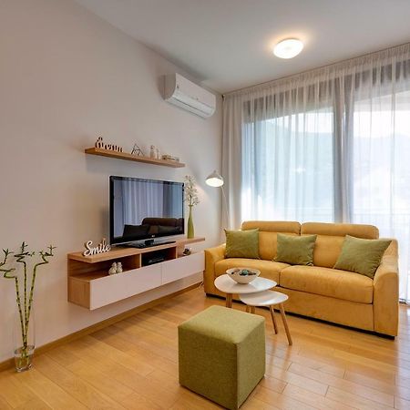 Sunray Appartement Tivat Buitenkant foto