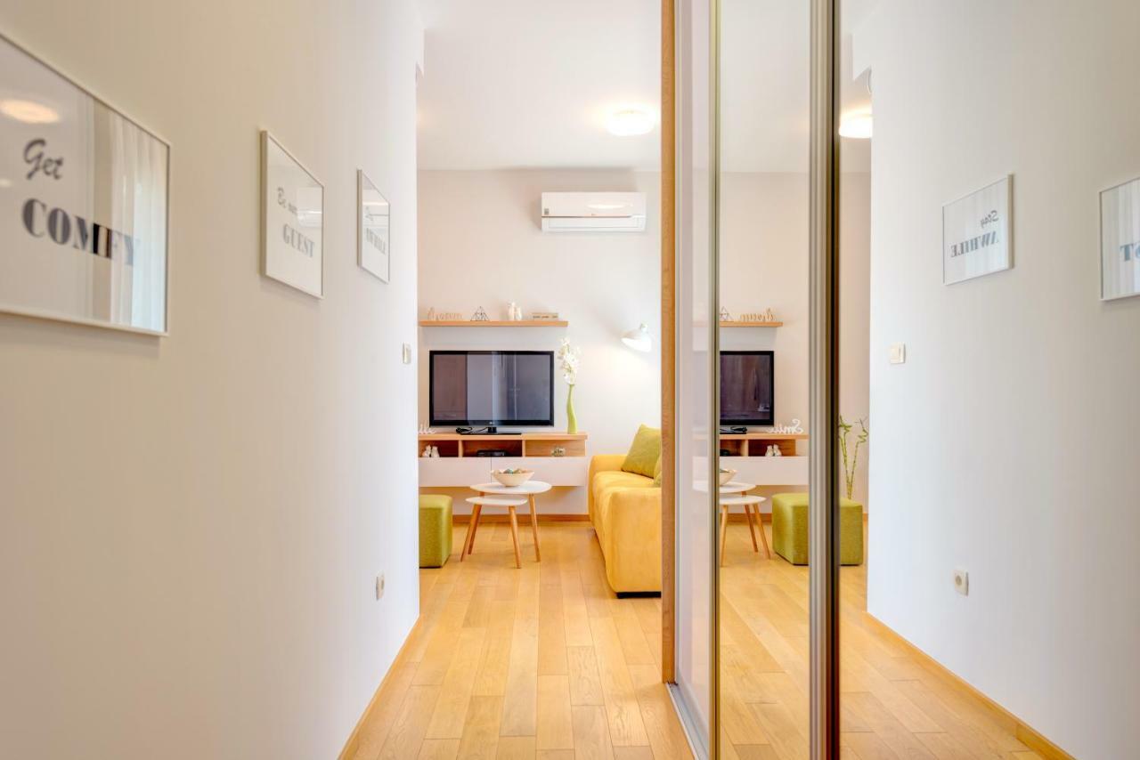 Sunray Appartement Tivat Buitenkant foto