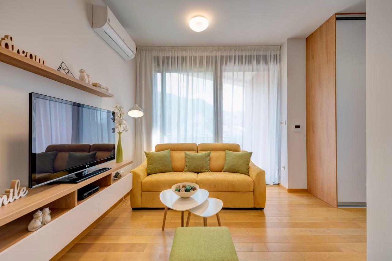 Sunray Appartement Tivat Buitenkant foto