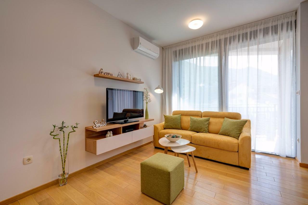 Sunray Appartement Tivat Buitenkant foto